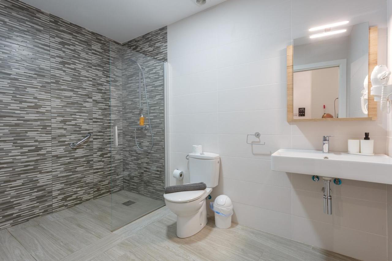 Cruise Adapted Apartment By Cadiz4Rentals Luaran gambar